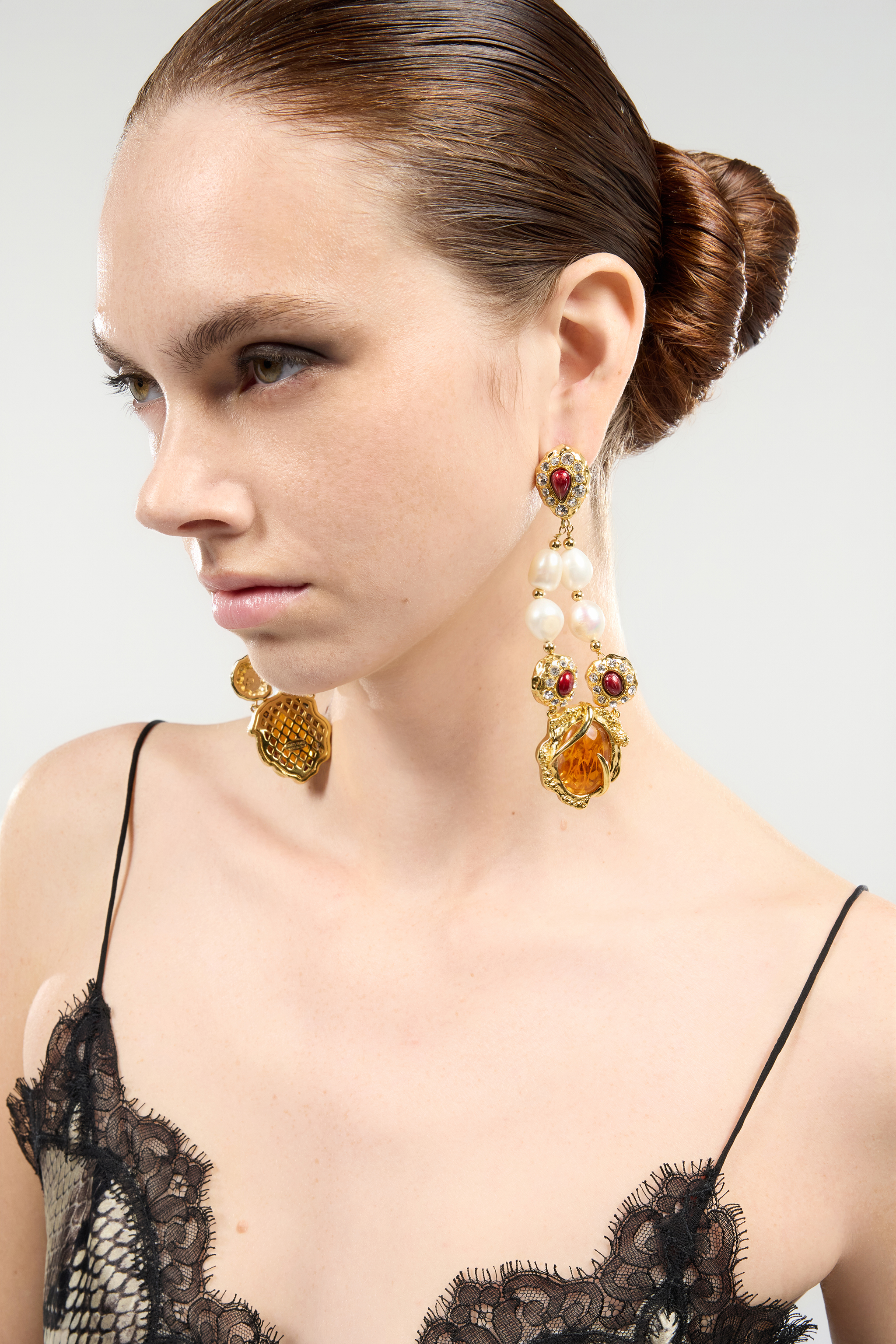  Roberto Cavalli Golden Earrings With Pearls And Topaz-effect Stones - Female  Oro/topazio/bianco Unica 