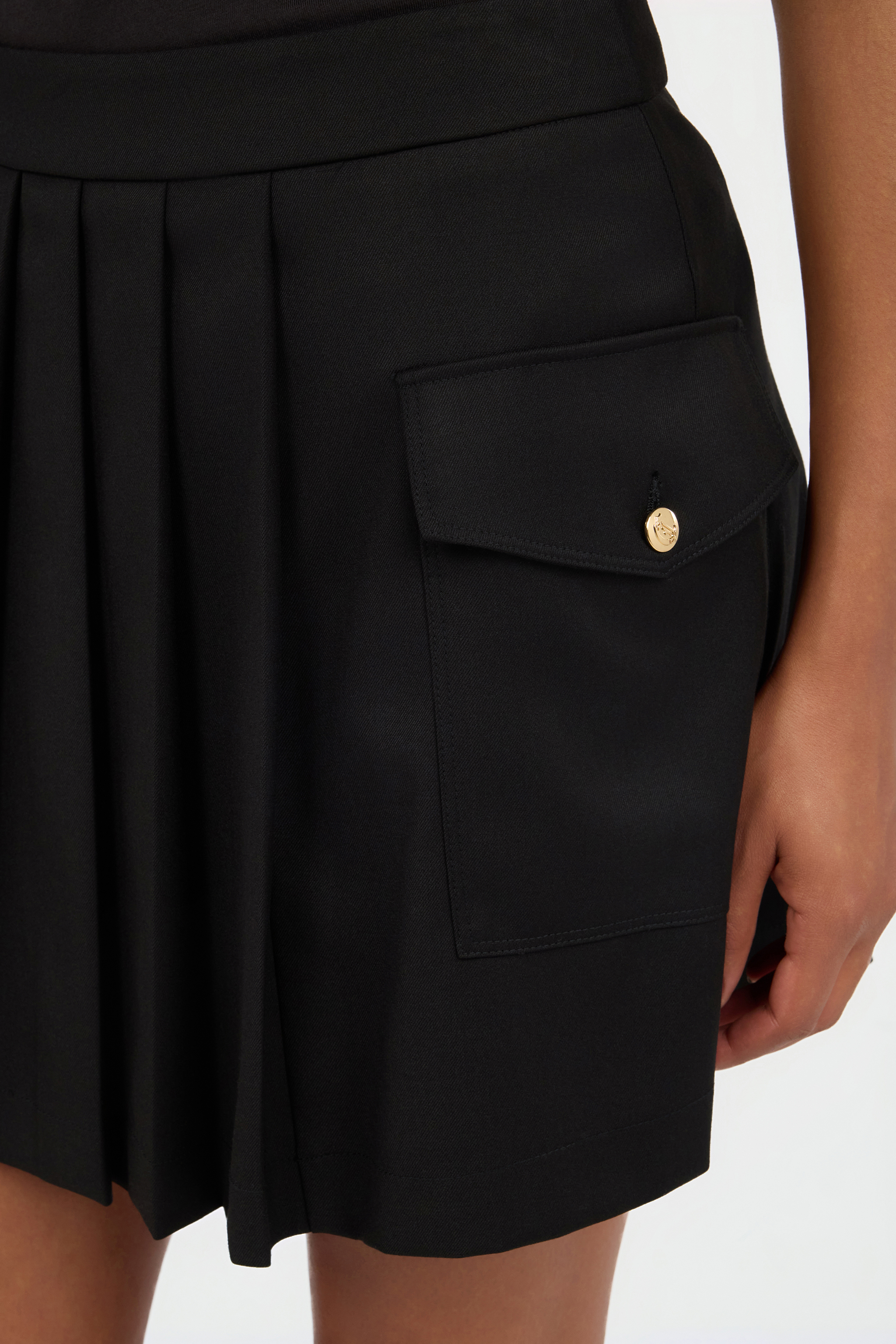 Black Pleated Mini Skirt with Pocket