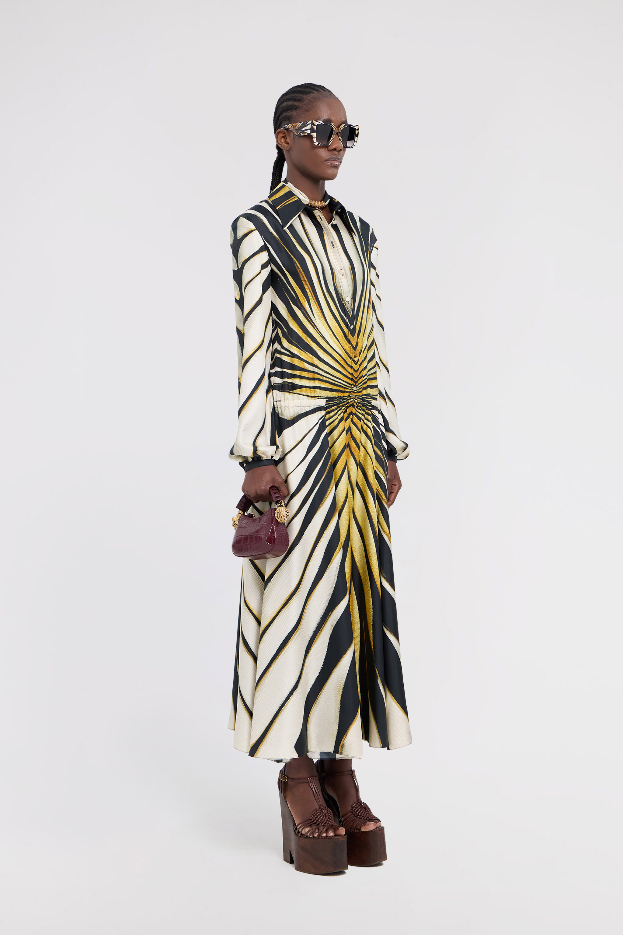 Roberto Cavalli Ray Of Gold Print Silk Shirt Dress In Gold