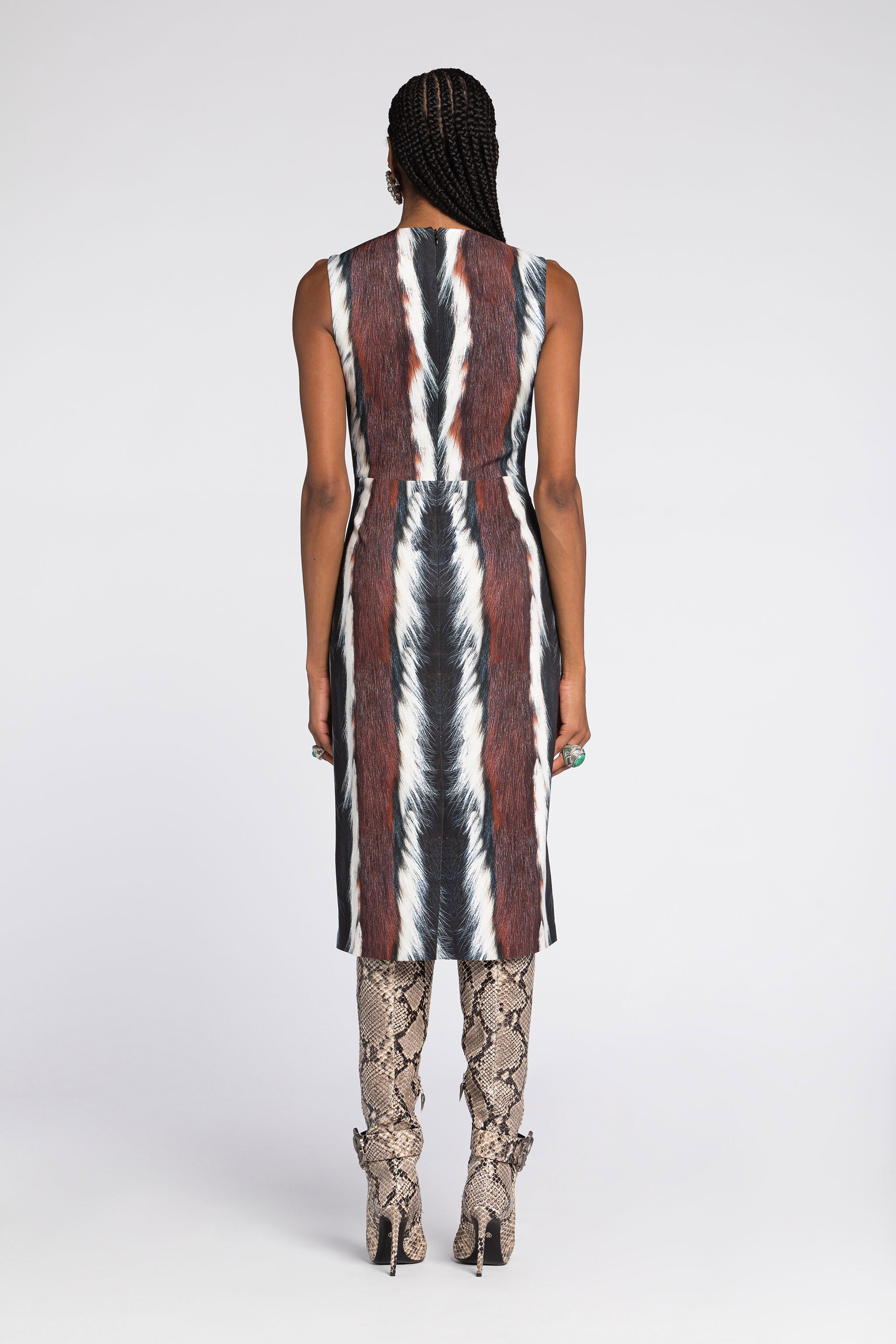 Shop Roberto Cavalli Kleid Mit Animal-print In Dark Brown/white