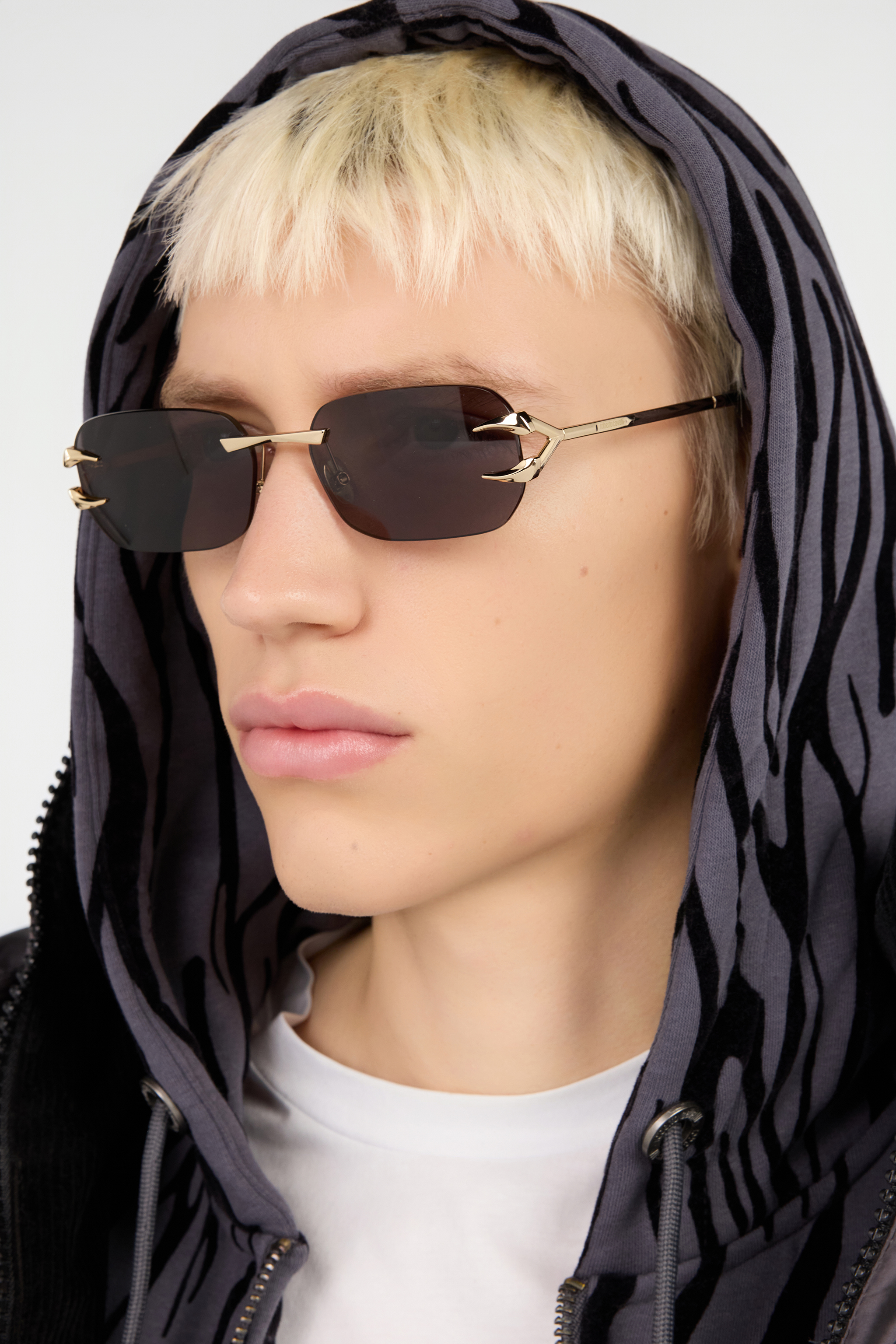 Metal rimless sunglasses