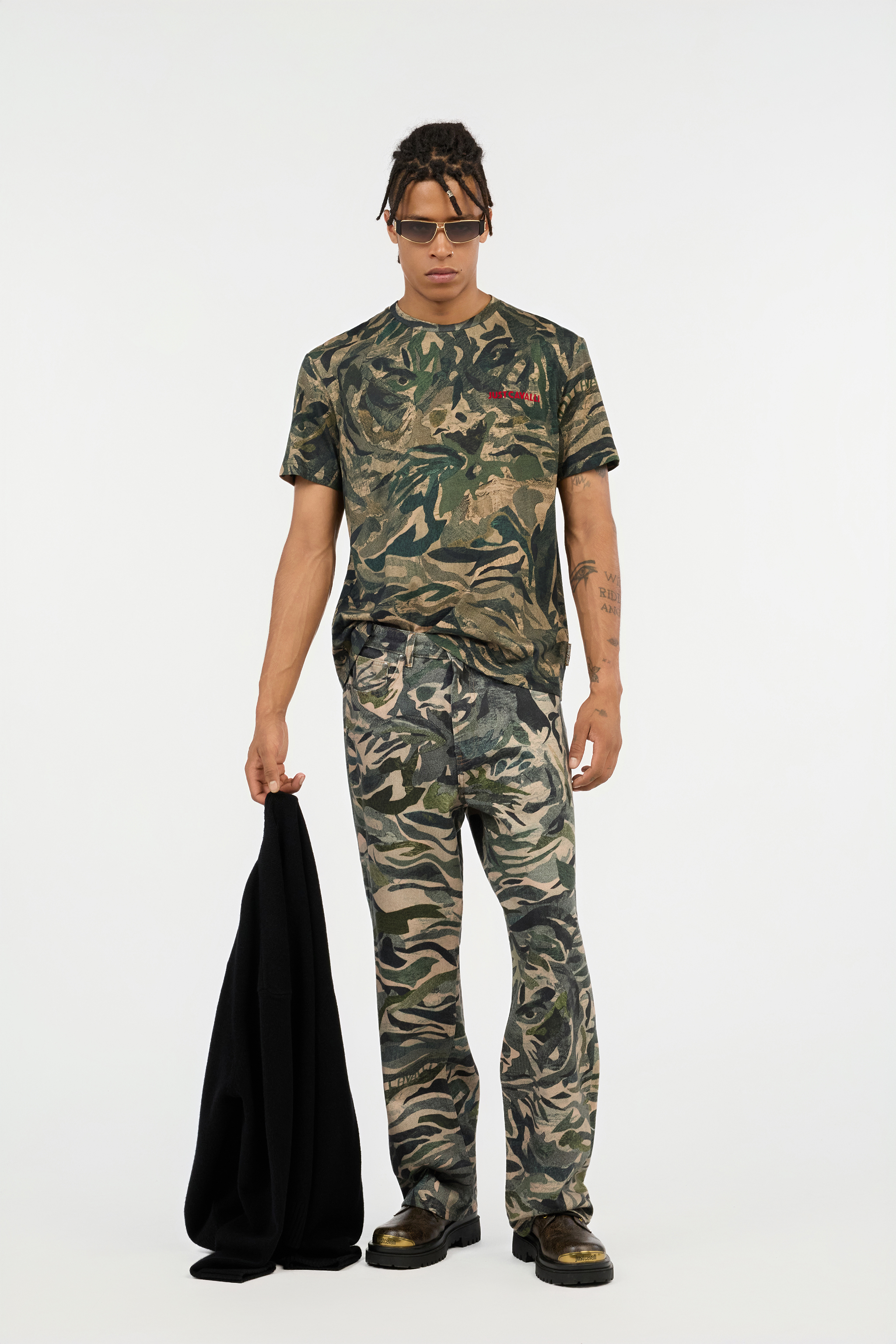 Roberto Cavalli Tiger Camu Print T-shirt In Multi