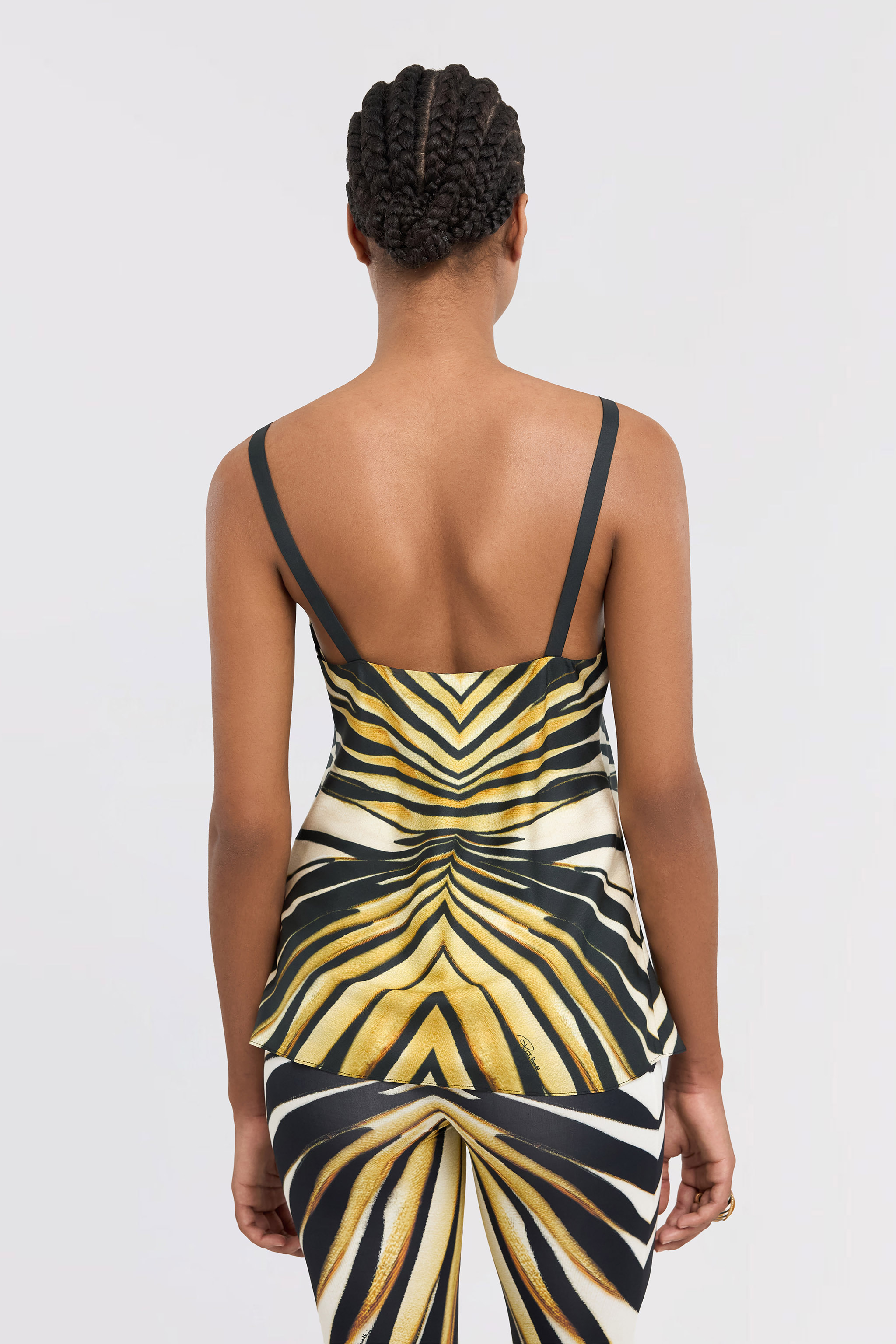 Shop Roberto Cavalli Seidentop Mit Ray Of Gold Print