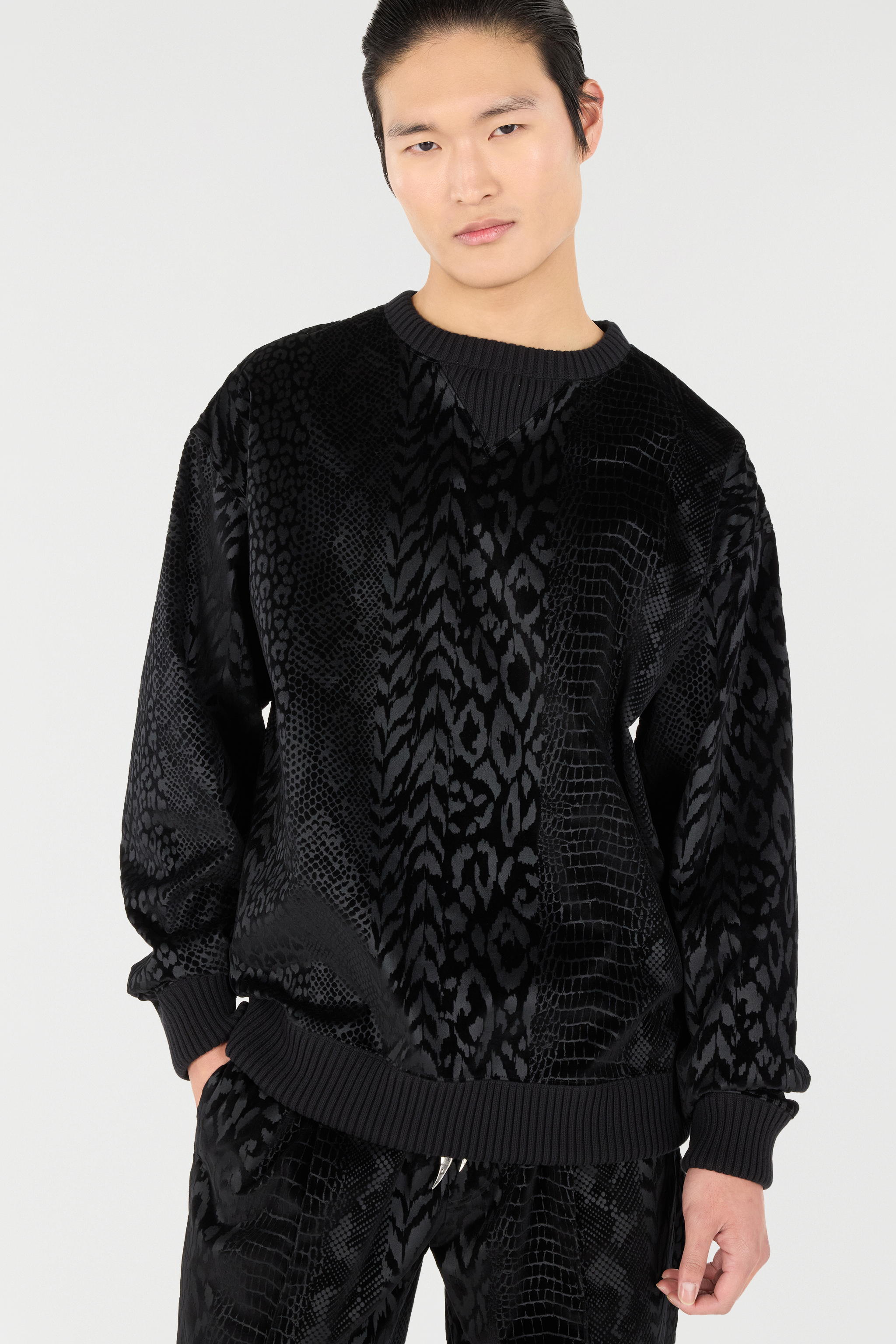 Roberto Cavalli Sweatshirt With Animal Print In Black