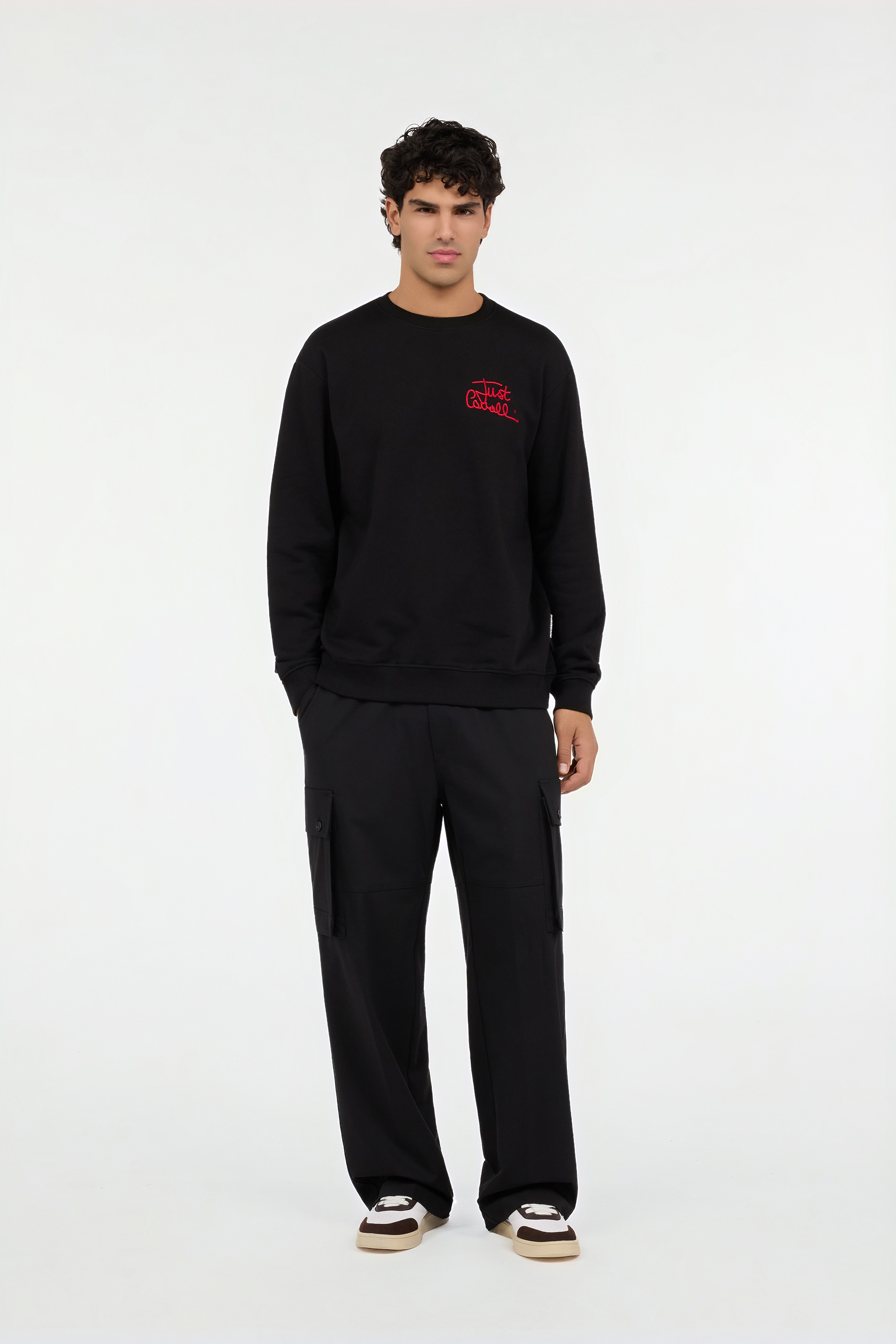 Crewneck sweatshirt with embroidered logo