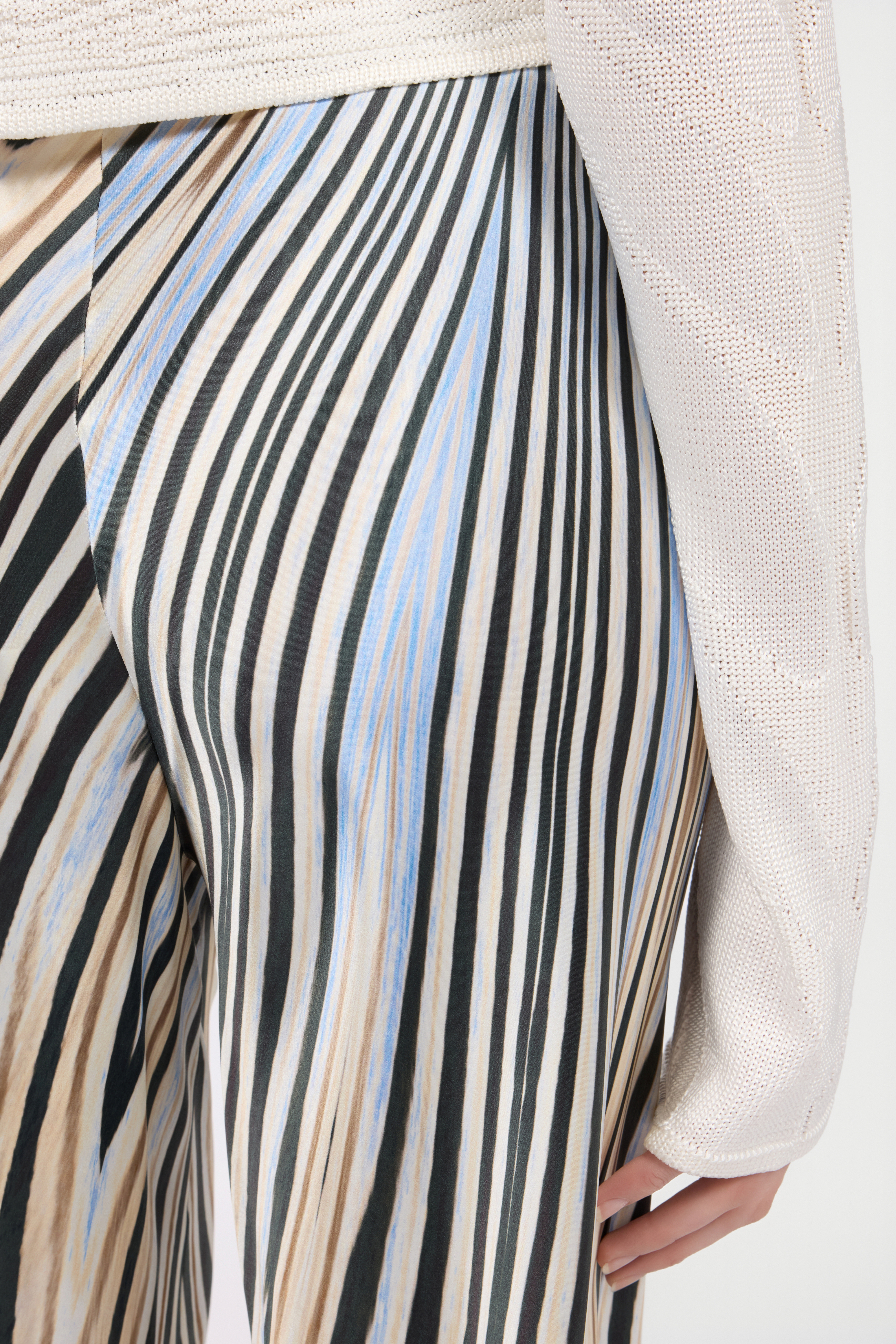 Roberto Cavalli Zebra Print Trousers | Thumbnail 5 Roberto Cavalli Zebra Print Trousers | Thumbnail 5