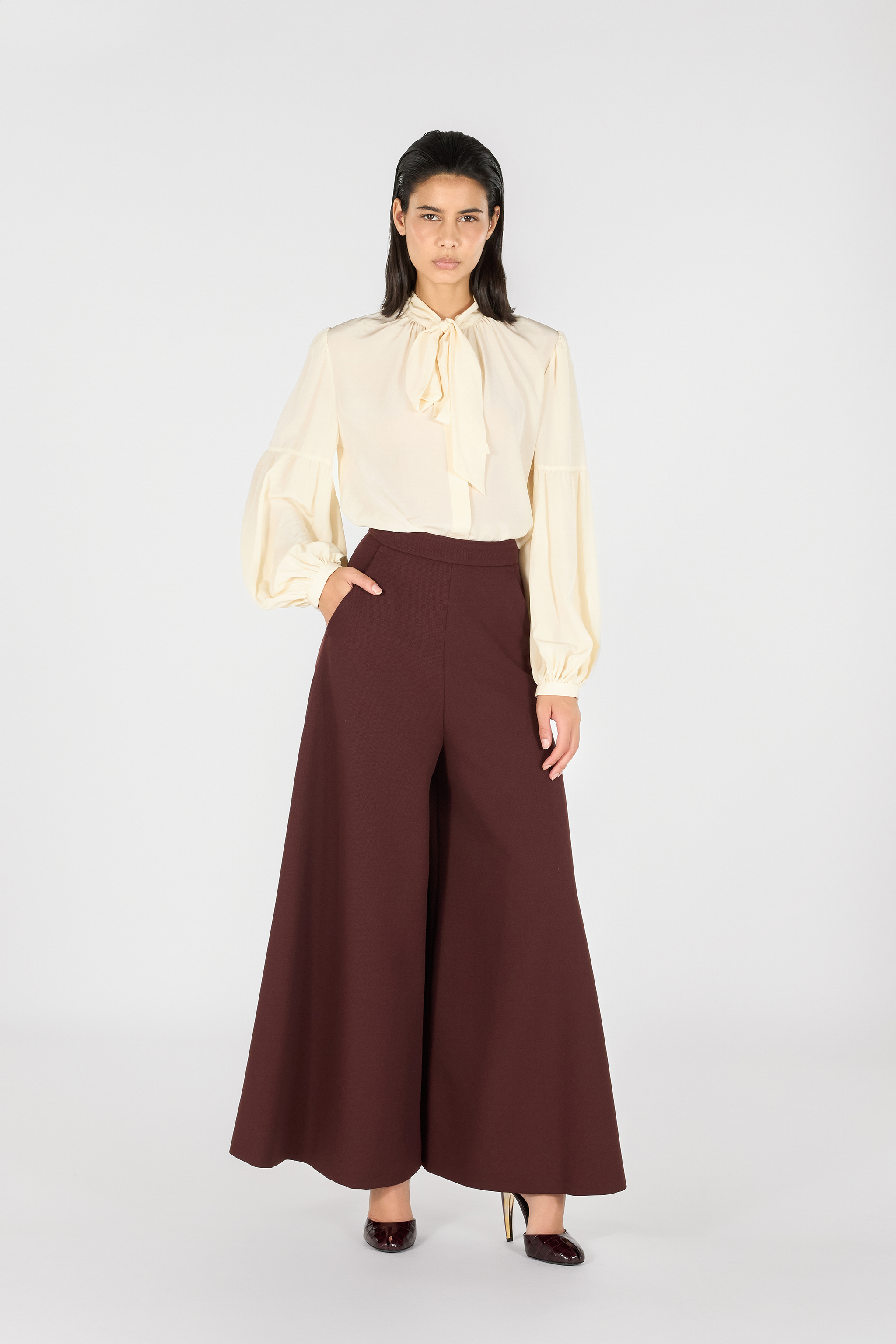Roberto Cavalli Fluid Trousers In Purple
