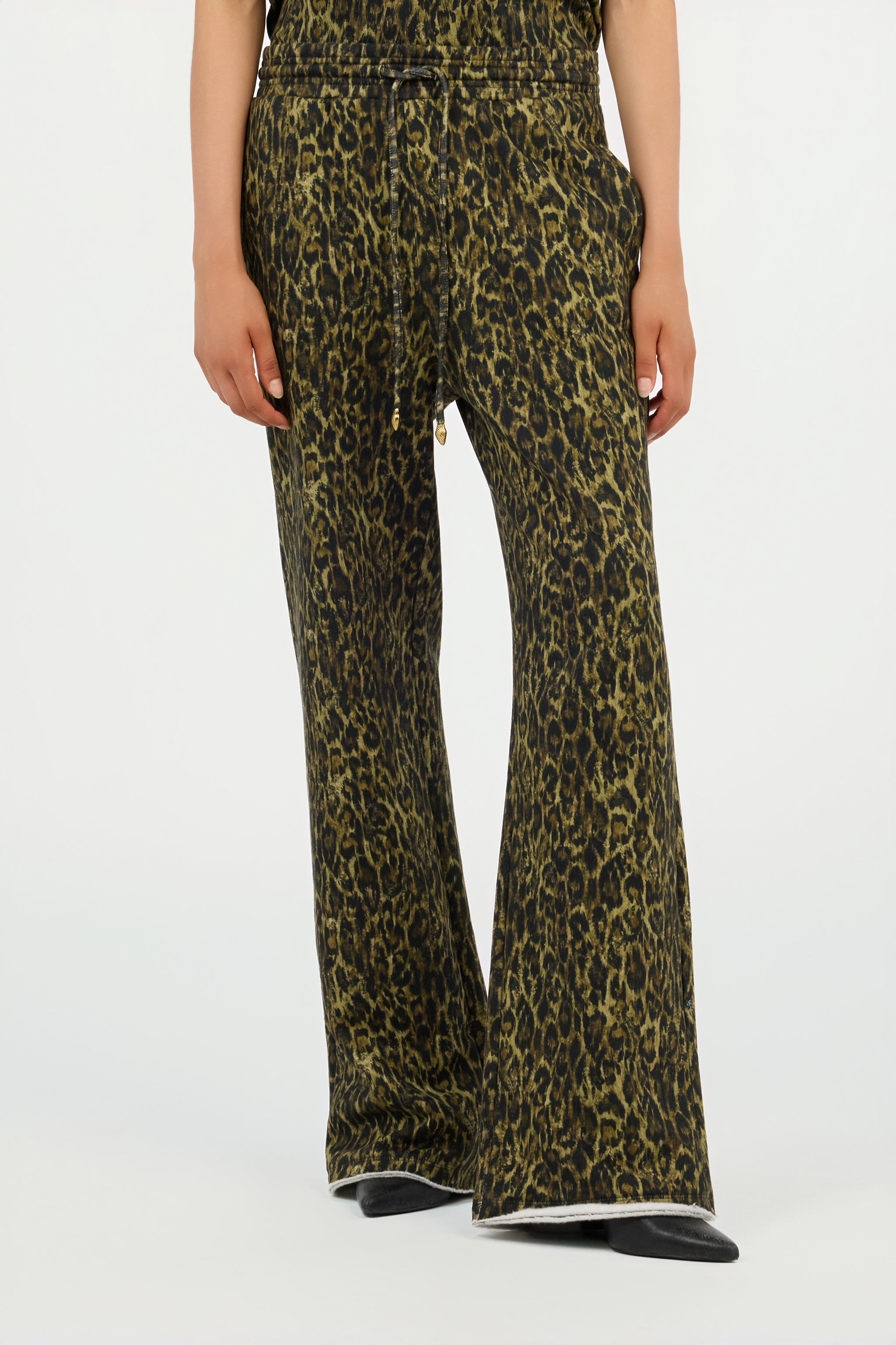 Roberto Cavalli Leopard Print Trousers In Green