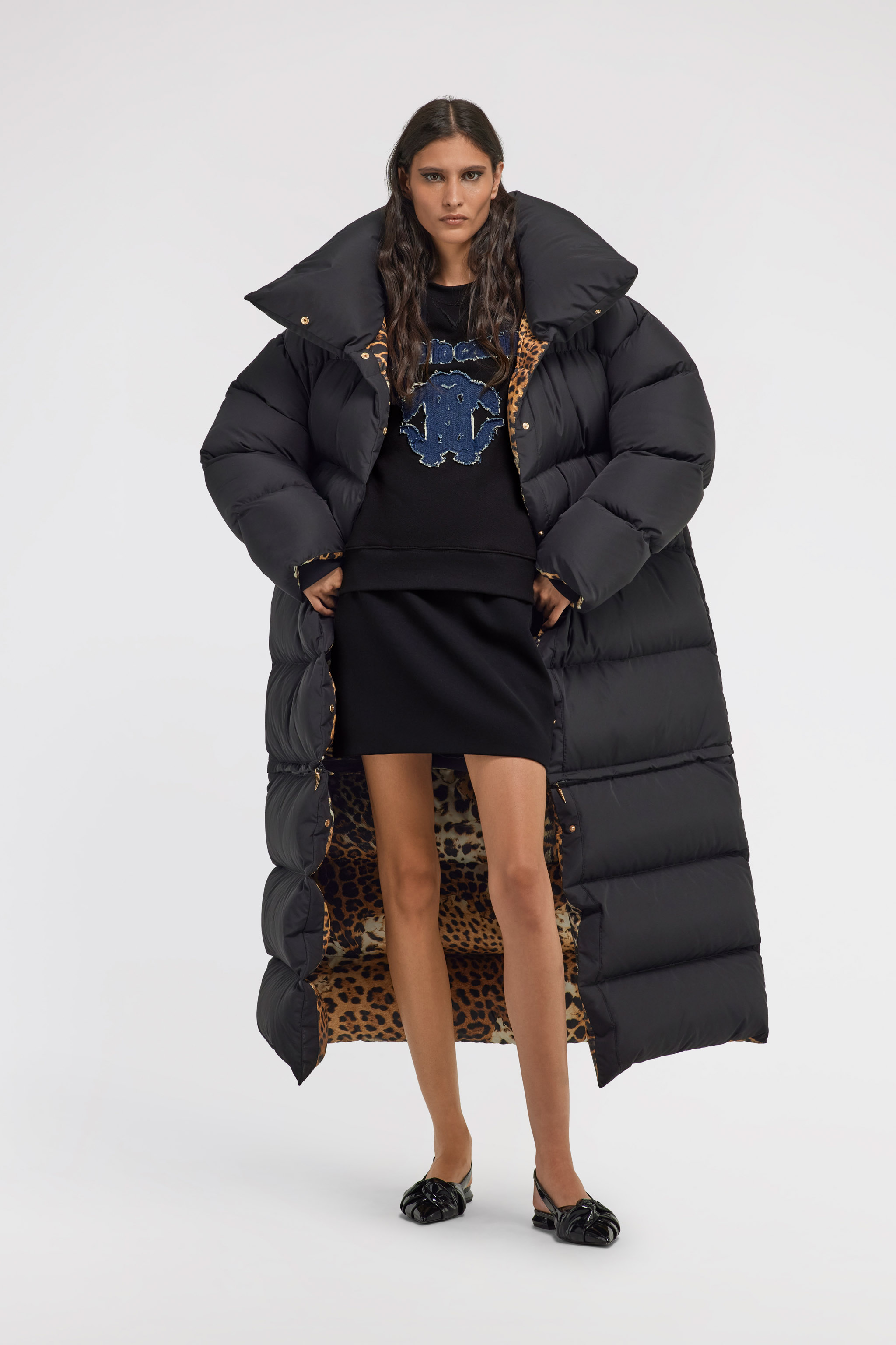 Roberto Cavalli Sweatshirt With Embroidered Logo In Black