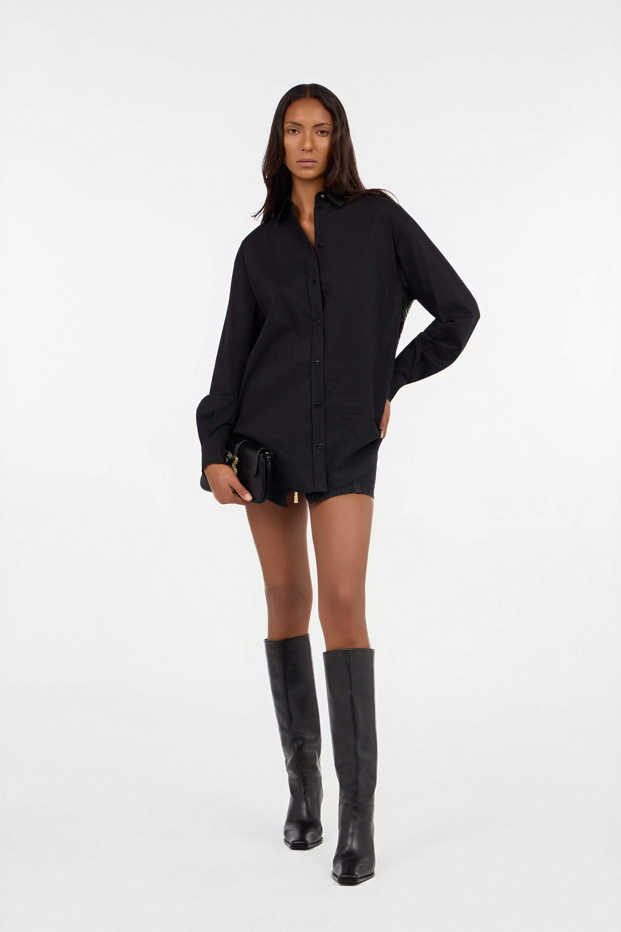 Long-sleeve solid color shirt