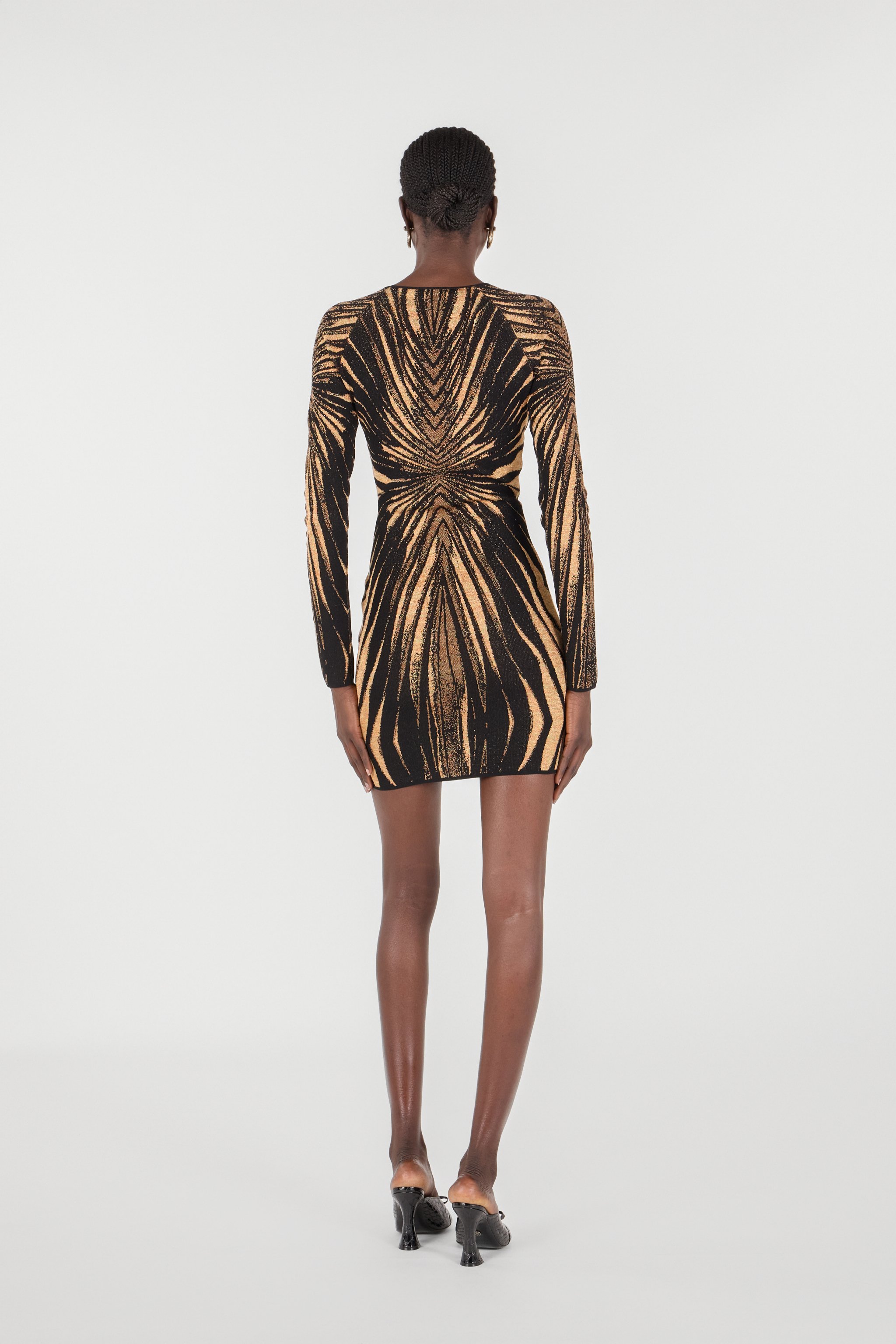 Short knit dress with Ray of Gold print