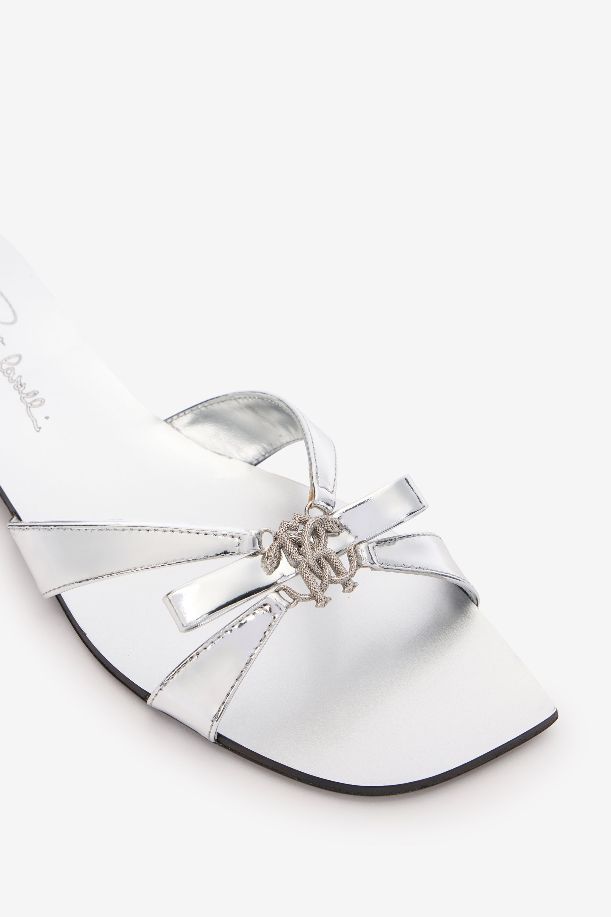 Shop Roberto Cavalli Flache Sandalen Mit Monogramm Mirror Snake In Argento/palladio