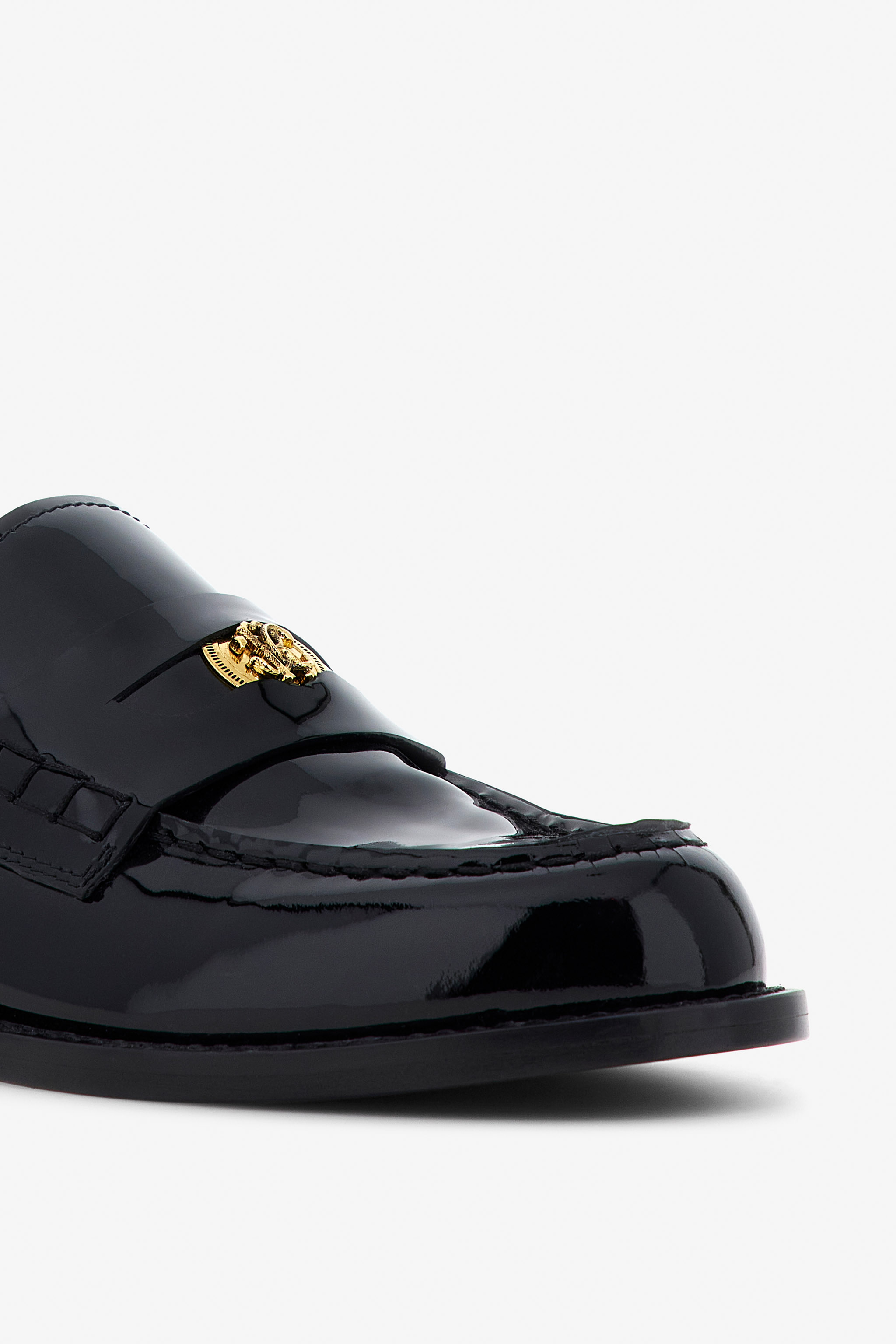 Roberto Cavalli Loafers With Gold Accents In Black