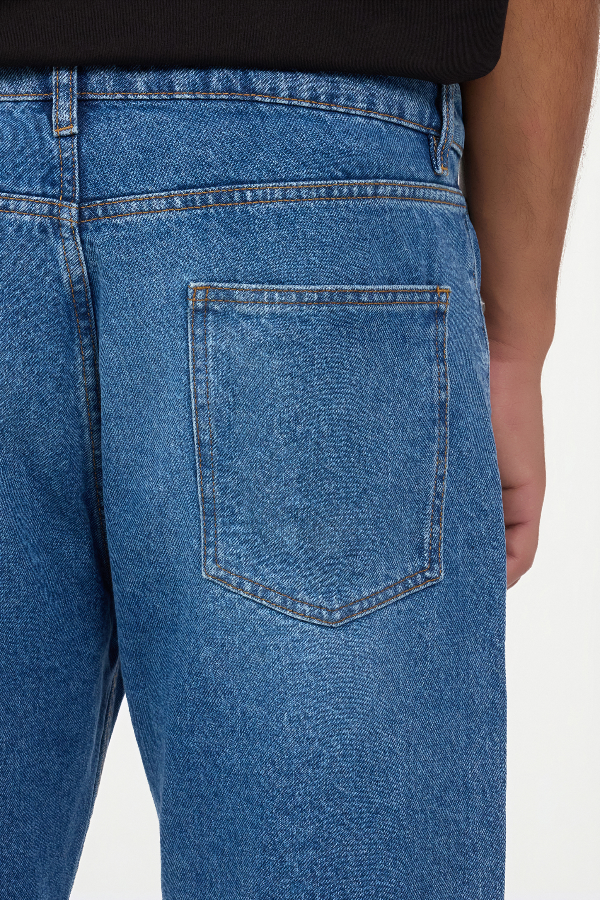 Five-pocket jeans with straight leg