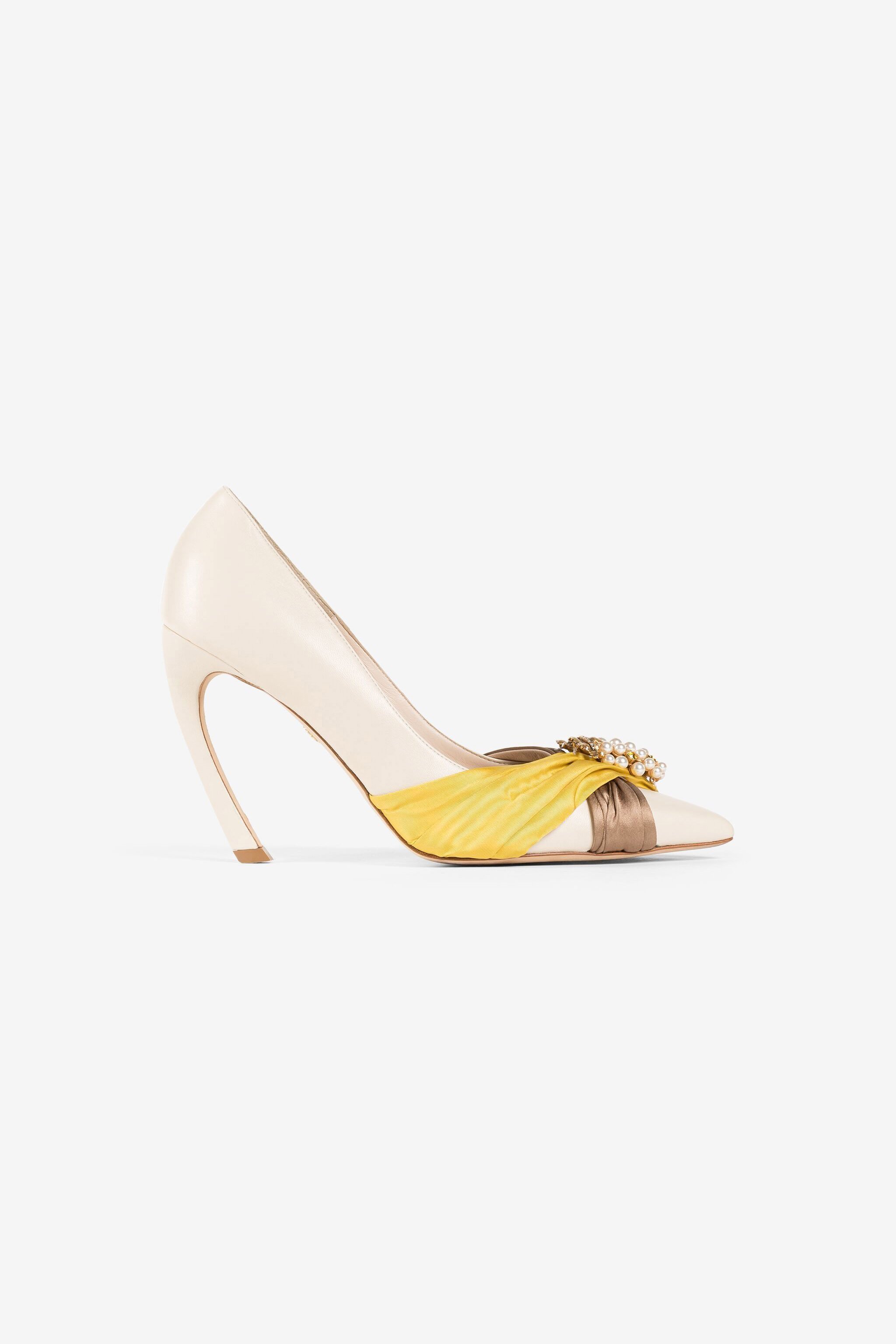 Roberto Cavalli Grapes-charm Tiger-tooth Slingback Pumps In Light Brown/yellow