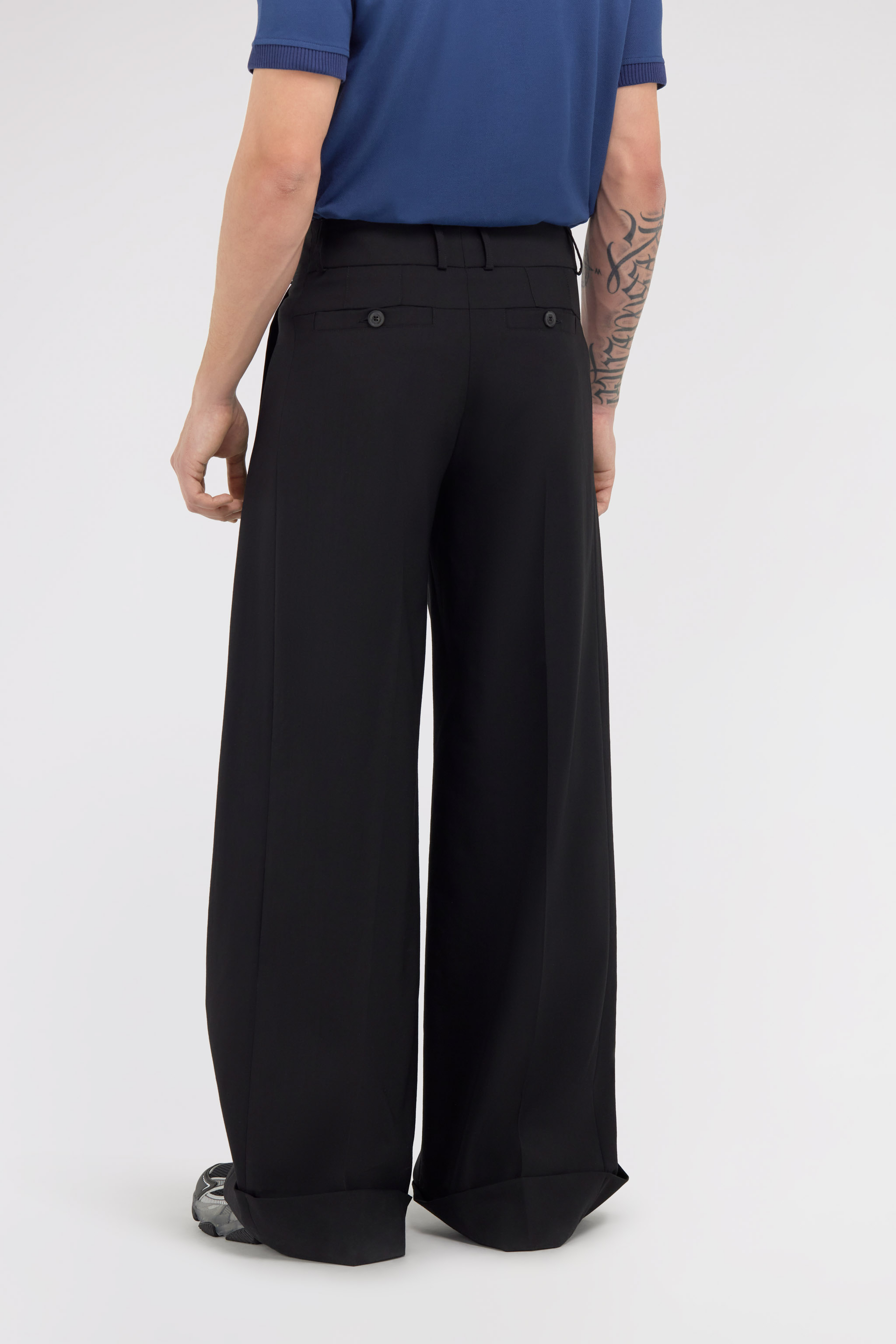 Roberto Cavalli Trousers With Fang Detail In Black