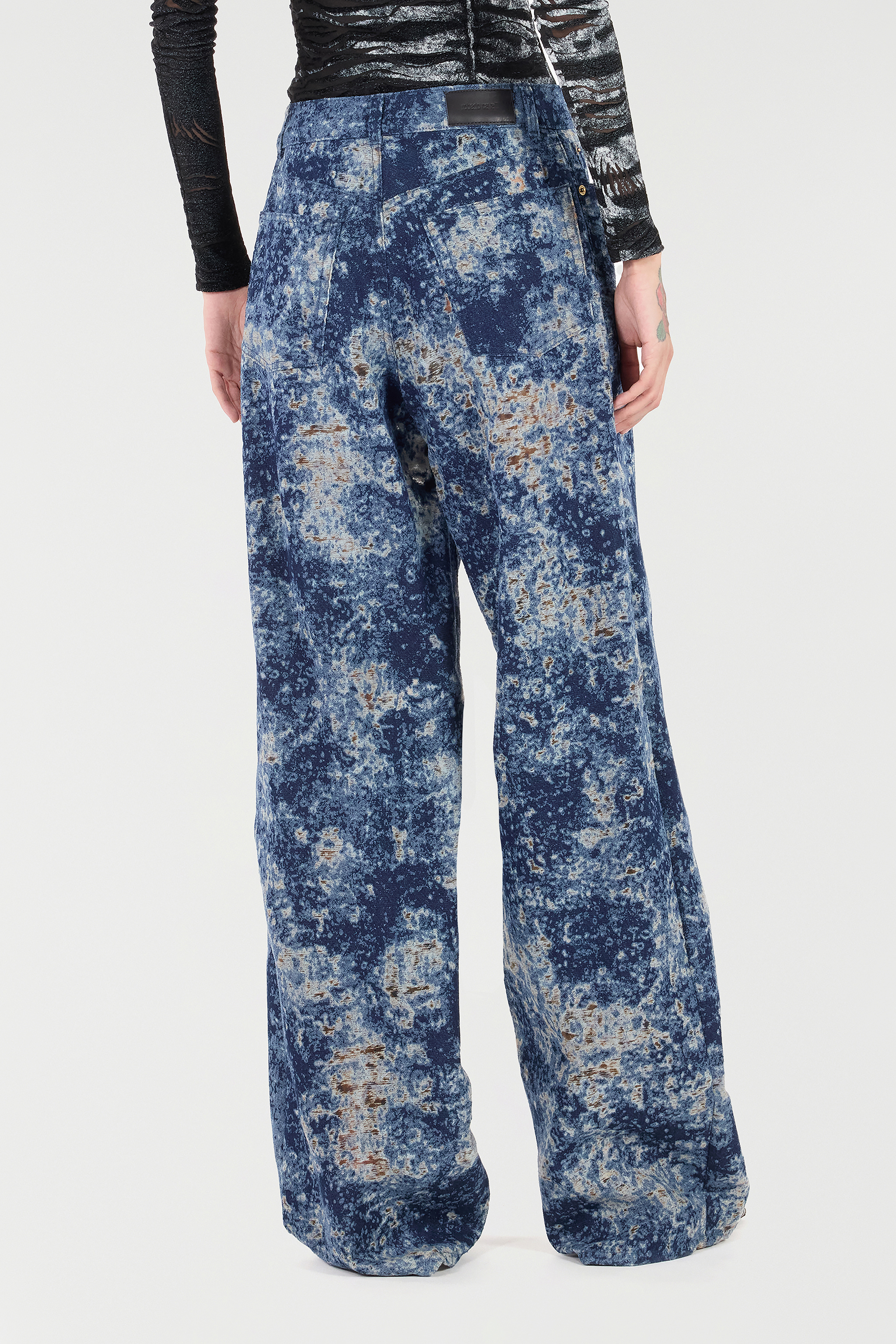 Roberto Cavalli Loose Fit Bleached-effect Jeans In Blue