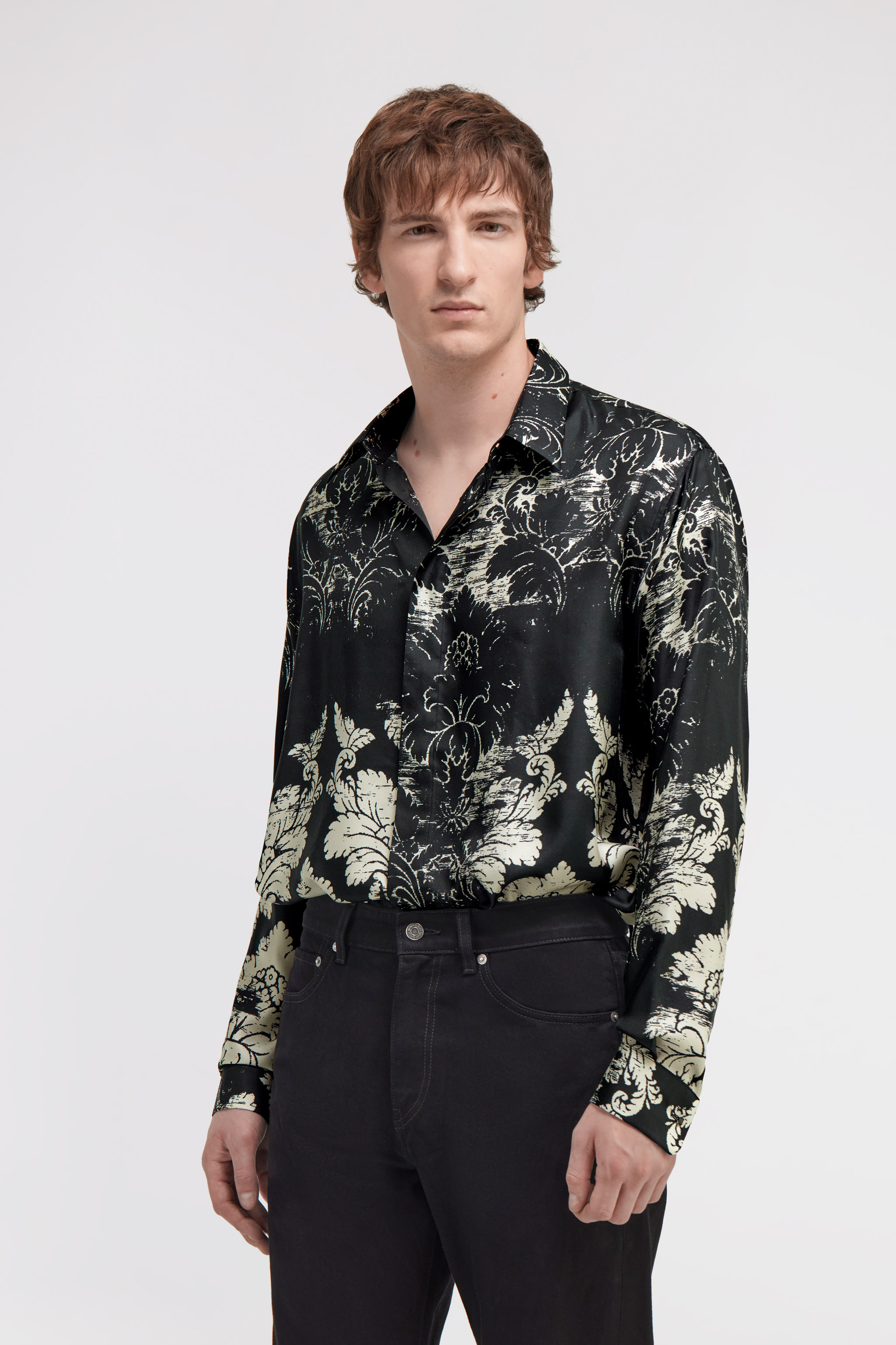 Roberto Cavalli Broccato Print Silk Shirt In Black