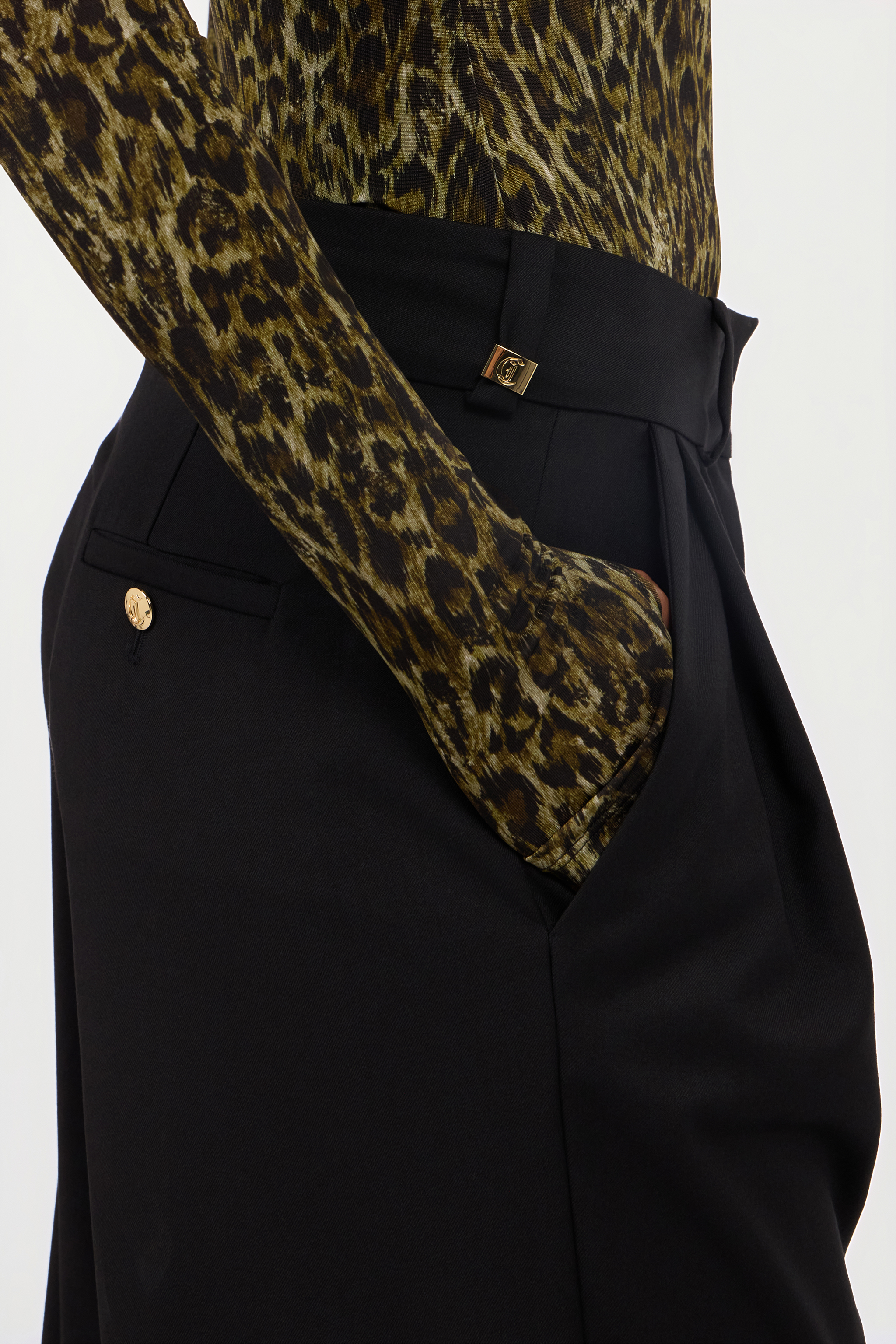 Roberto Cavalli Straight Leg Trousers In Black