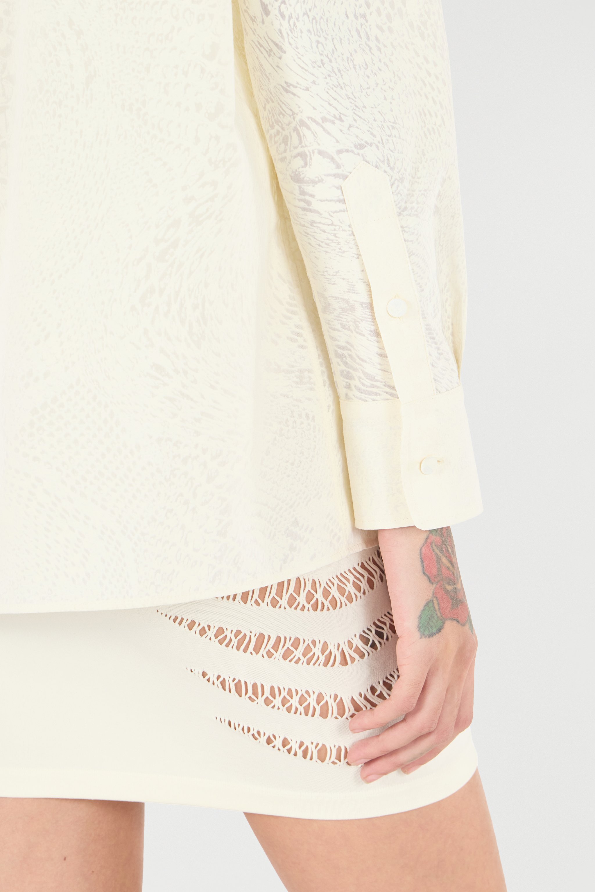 Shop Roberto Cavalli Hemd Mit Print Python In Ivory