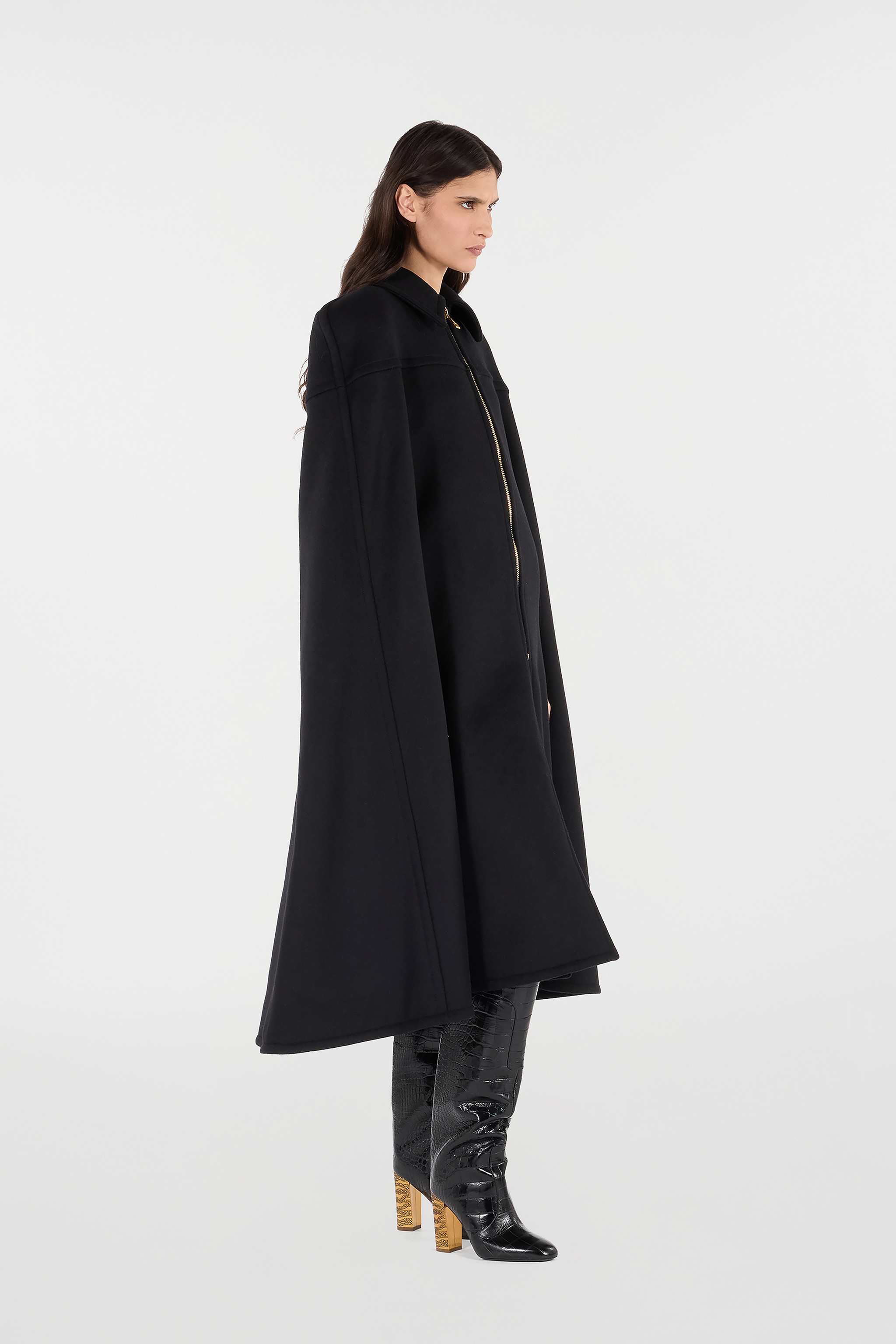 Cape With Zipper