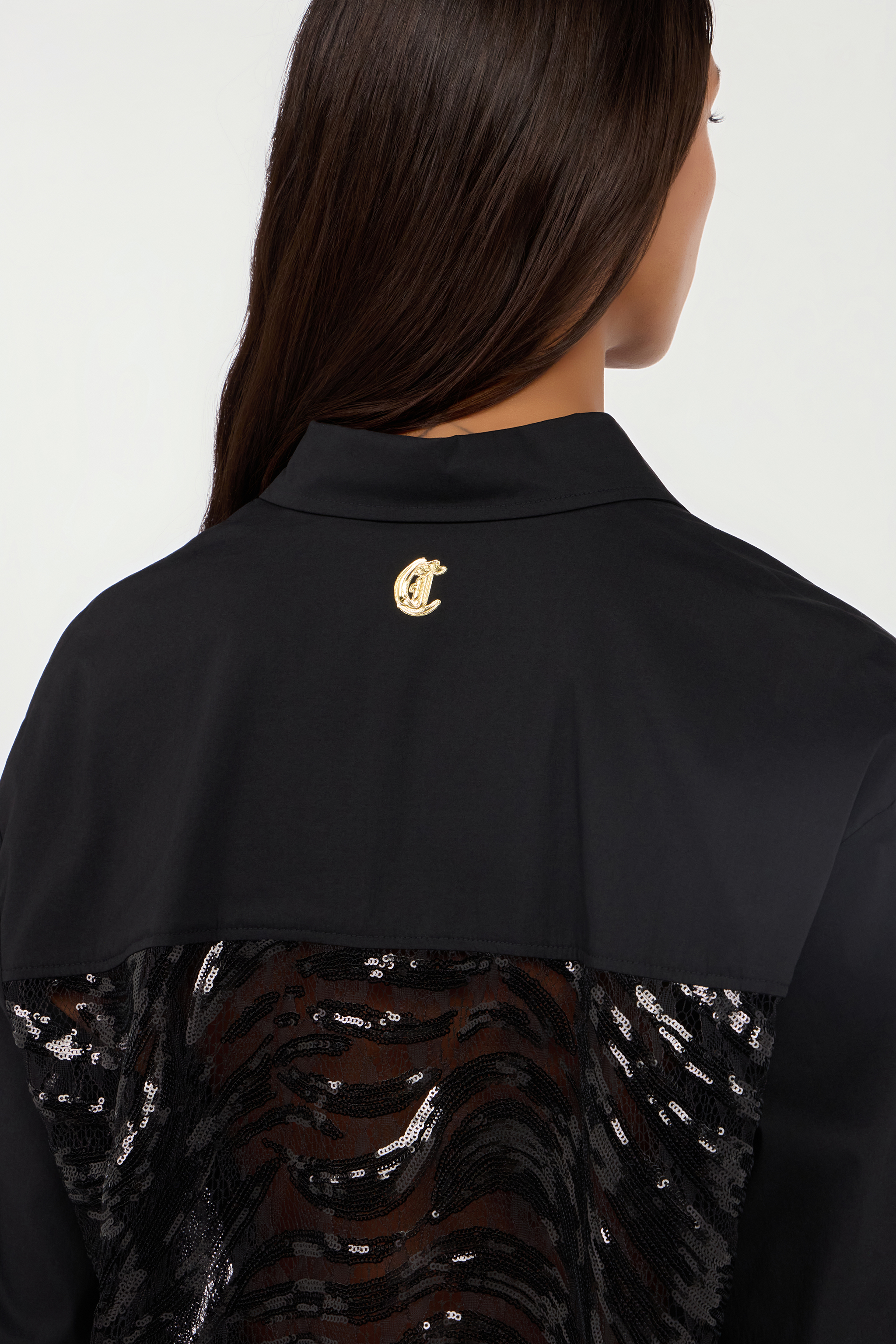 Long-sleeve solid color shirt