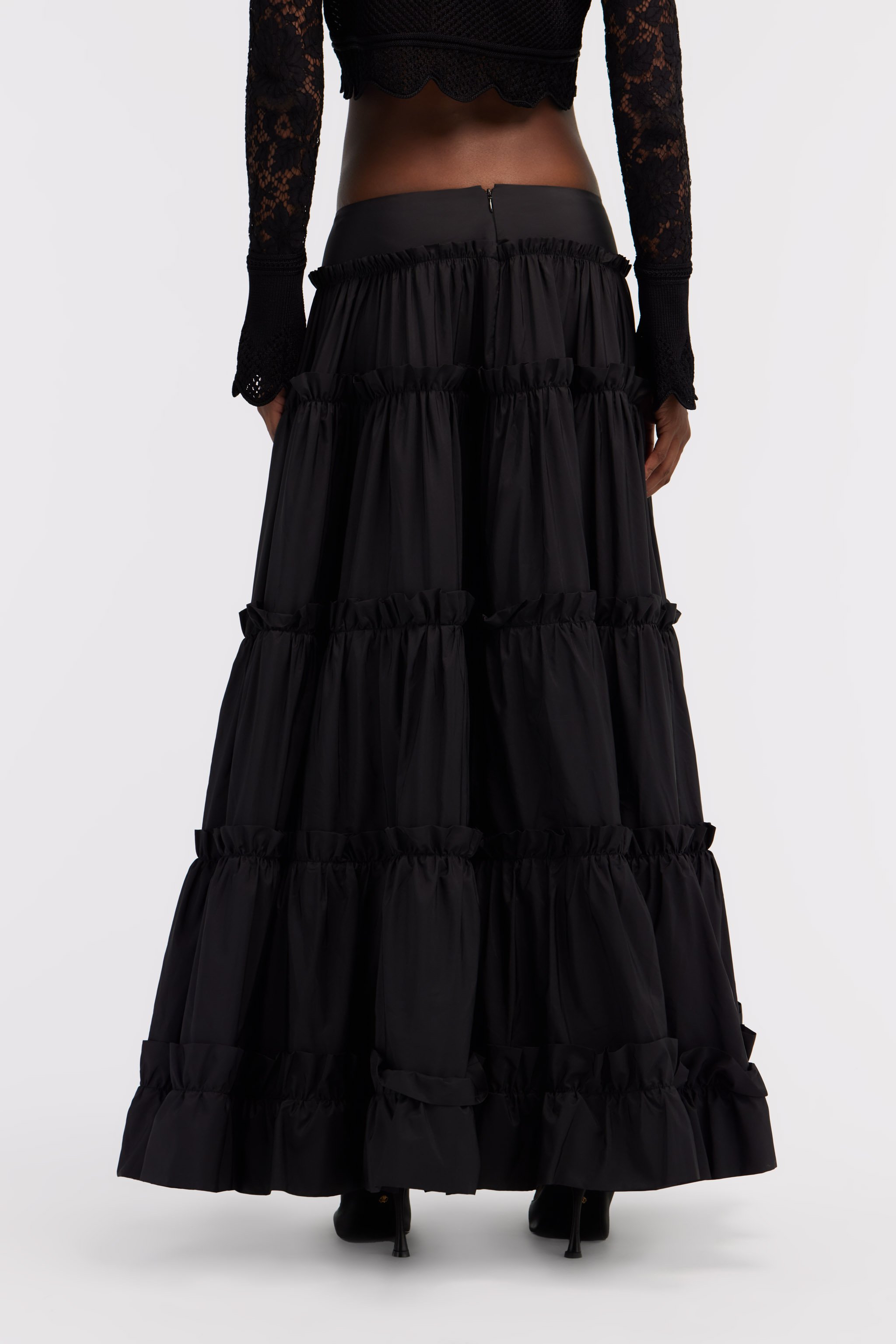 Shop Roberto Cavalli Schwarzer Gestufter Maxirock In Black